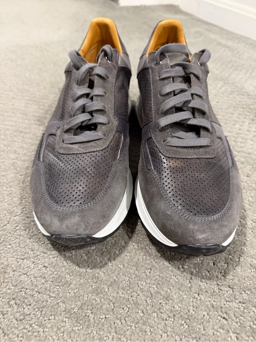 Magnanni Men's Fado Charcoal Suede Low-Top Sneakers SIZE 11